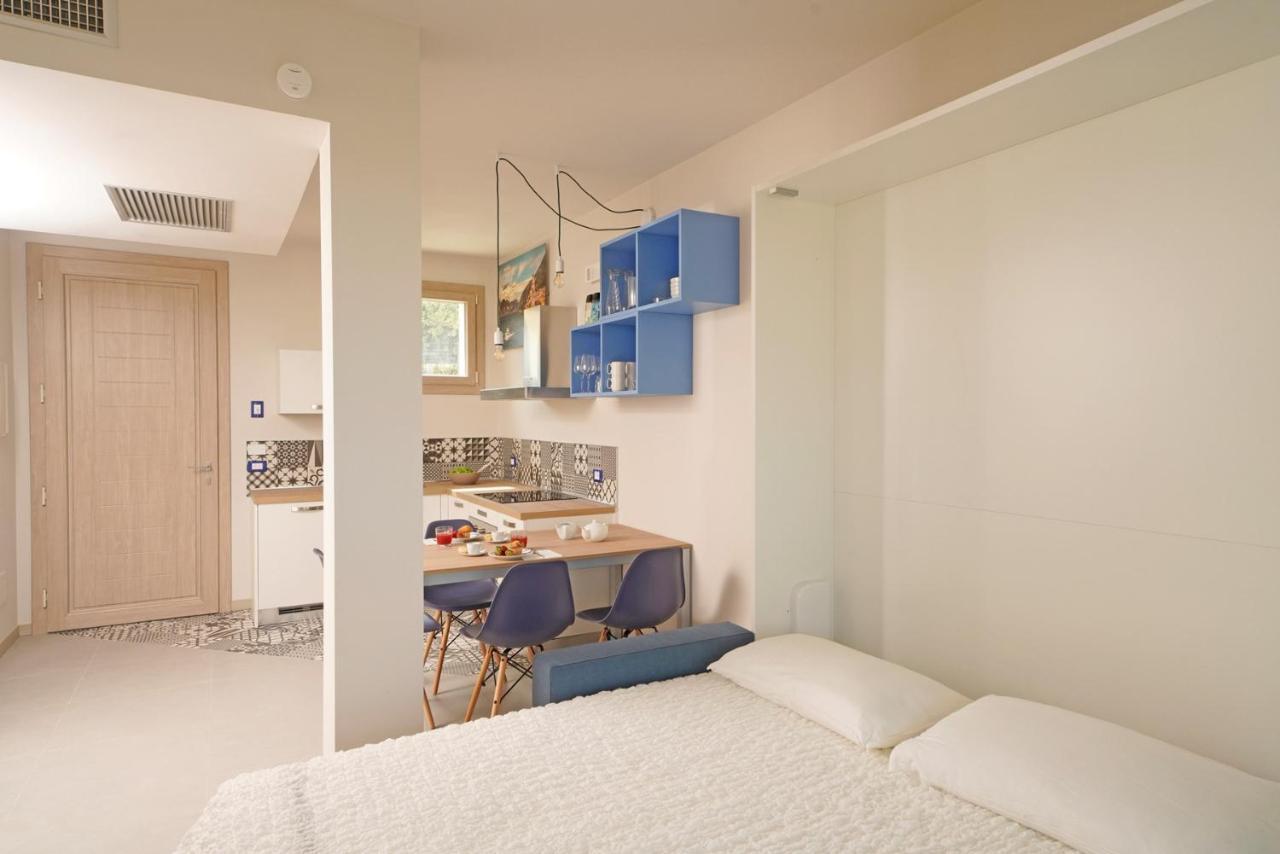 Gardaliva Blue Studio 3 Manerba del Garda Εξωτερικό φωτογραφία