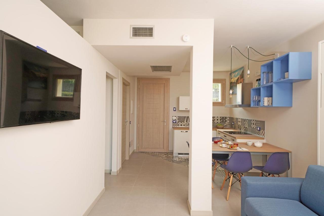 Gardaliva Blue Studio 3 Manerba del Garda Εξωτερικό φωτογραφία