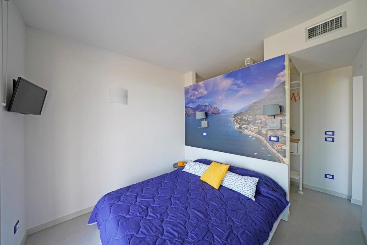 Gardaliva Blue Studio 3 Manerba del Garda Εξωτερικό φωτογραφία